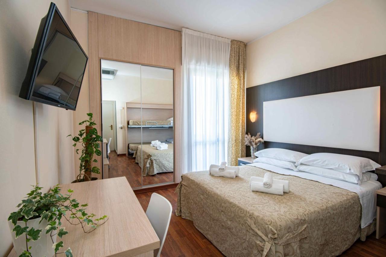 Hotel Baby B&B ميلانو ماريتيما المظهر الخارجي الصورة