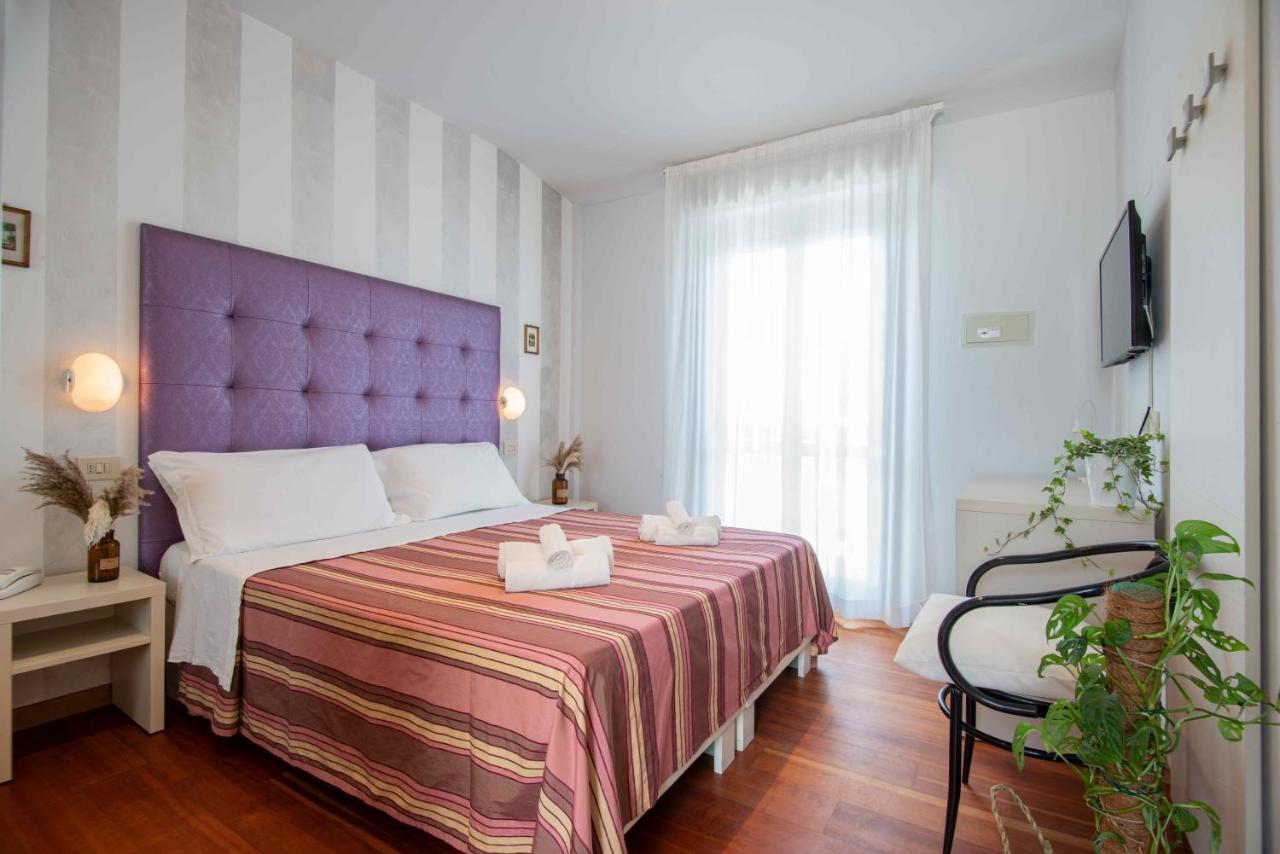 Hotel Baby B&B ميلانو ماريتيما المظهر الخارجي الصورة