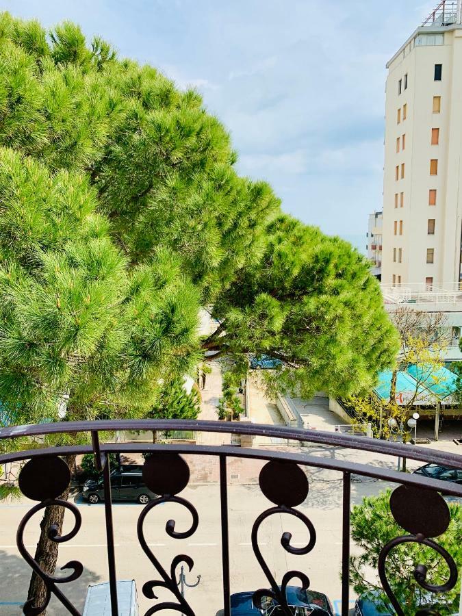 Hotel Baby B&B ميلانو ماريتيما المظهر الخارجي الصورة
