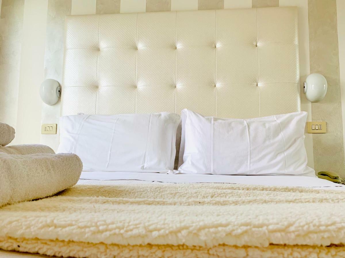 Hotel Baby B&B ميلانو ماريتيما المظهر الخارجي الصورة